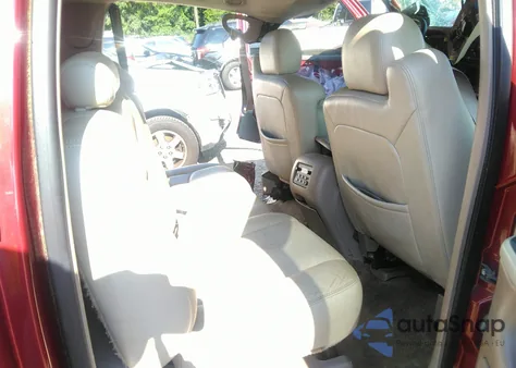 2003 Chevrolet Suburban 1500 Lt z USA, uszkodzony, nr VIN 1GNFK16Z83R209056